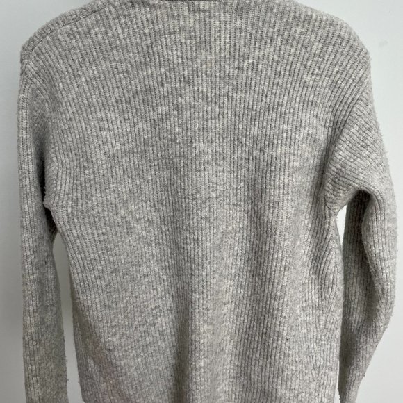H&M - Gardigan - Size M - Grey - GUC - Picture 3 of 4